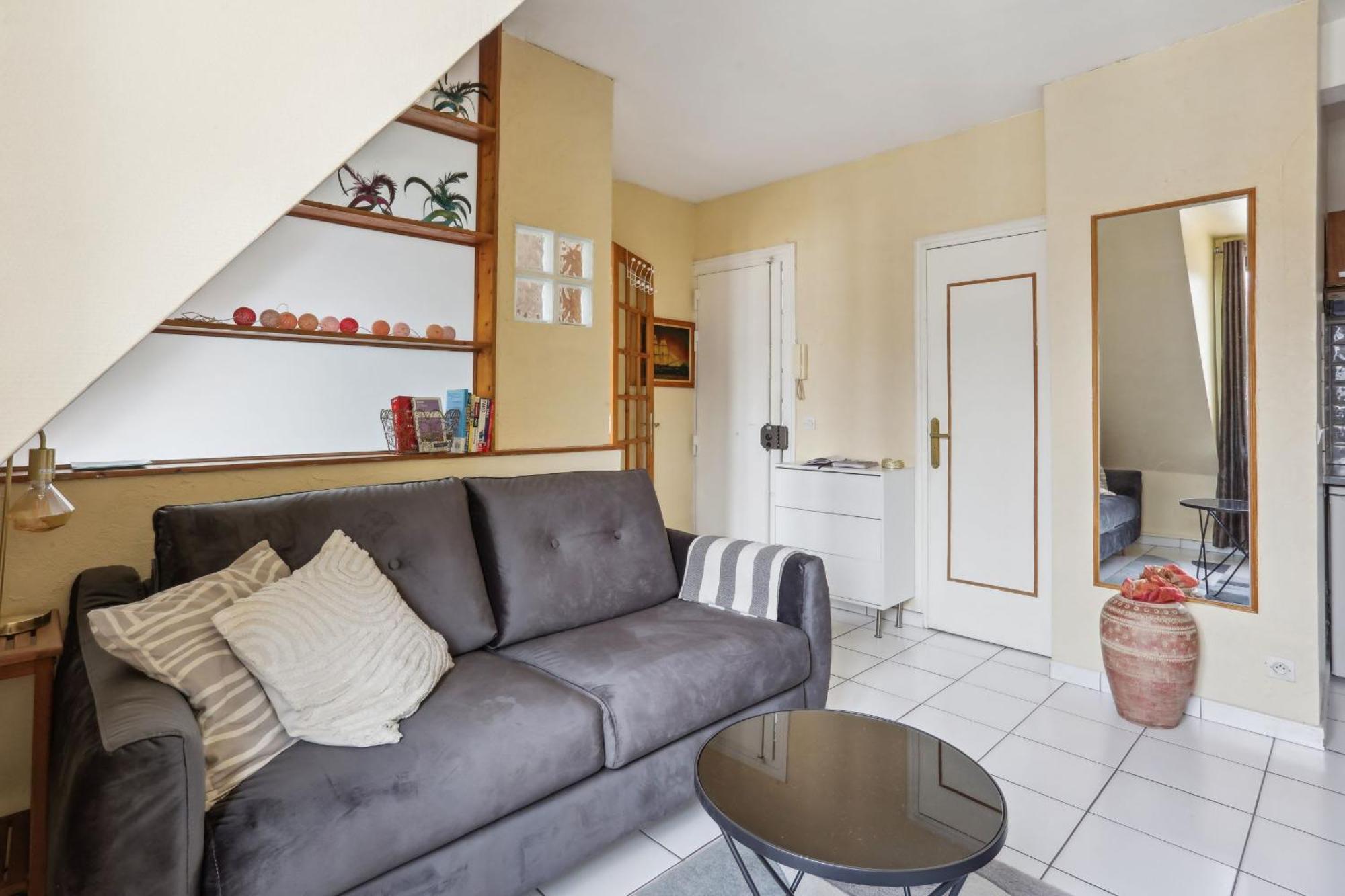 Eiffel Tower & Faubourg - 1Br - Cityapartmentstay باريس المظهر الخارجي الصورة