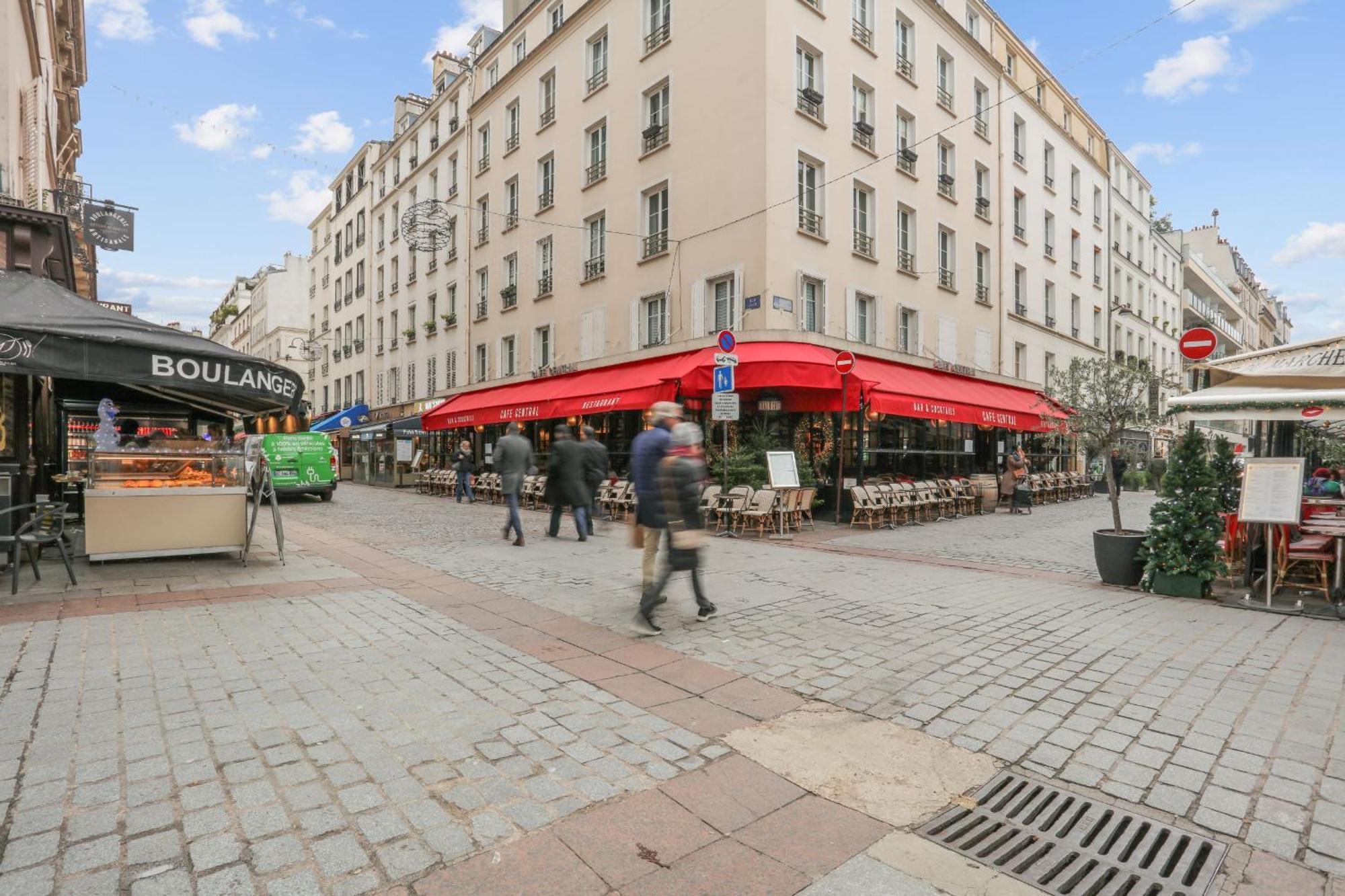 Eiffel Tower & Faubourg - 1Br - Cityapartmentstay باريس المظهر الخارجي الصورة