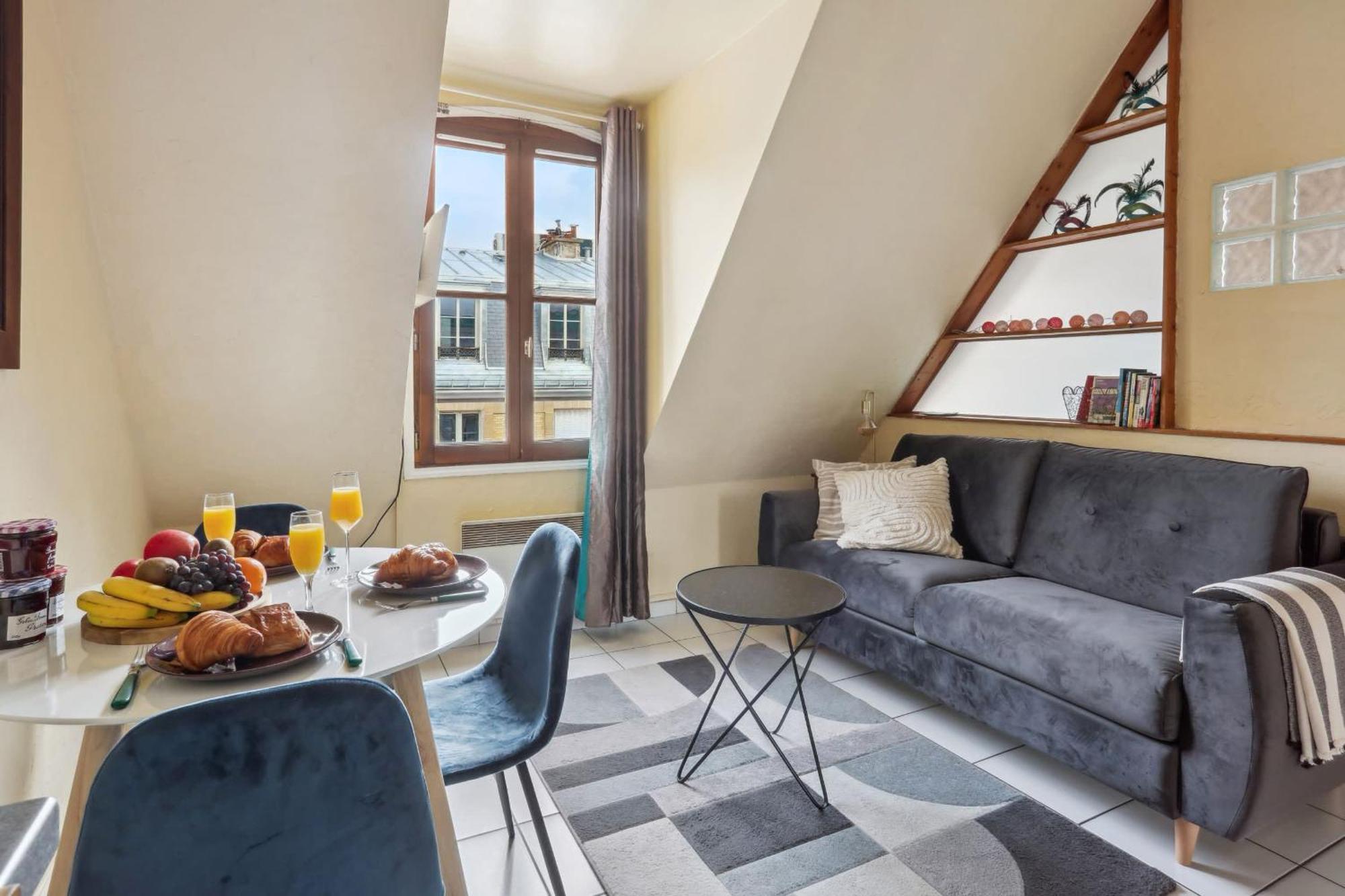 Eiffel Tower & Faubourg - 1Br - Cityapartmentstay باريس المظهر الخارجي الصورة